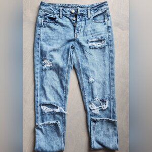 100%  AE cotton size 2 long button up distressed